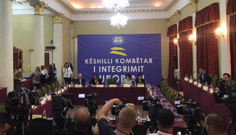 “PARA TË PISTA” SA NË 10 VITE/ Lleshaj: Kemi shkatërruar 22 grupe kriminale, brenda vitit janë sekuestruar 72.1 mln Euro