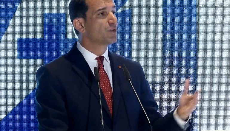 TEATRI I RI DO BËHET/ Veliaj: Marrim një ndërtesë që vlen 30 mln euro