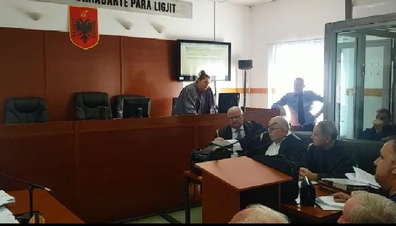 TJETËRSUAN 68 MIJË METRA KATRORË TOKË SHTETËRORE TE KEPI RODONIT/ Lihen në burg 10 ish-zyrtarë, “arrest shtëpie” për 8 të tjerë