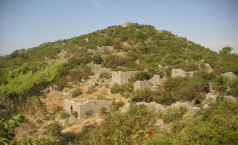 NË KAMENICË/ Fshati i Delvinës, ku rrënojat mesjetare i kanë mbijetuar shekujve