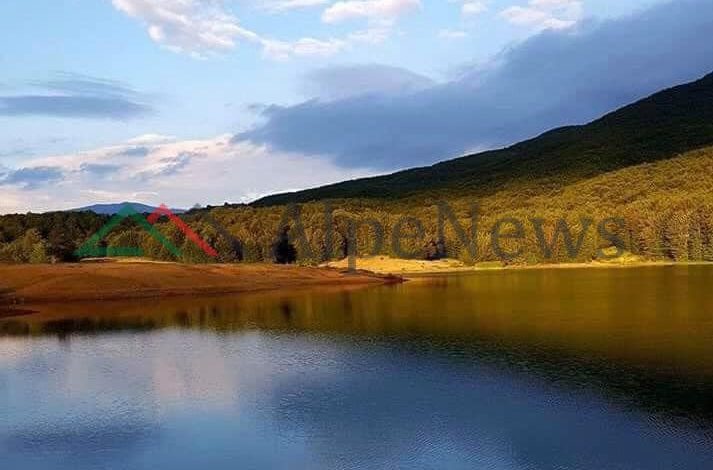 NJË MREKULLI/ Shkrepja e ditës në Parkun Kombëtar Shebenik – Jabllanice, në Librazhd