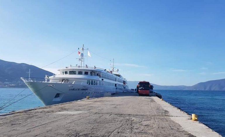 VLORË/ “La Belle De L’Adriatique” sjell 182 turistë