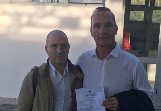 NË BULERAT PËR KACIFASIN! Ja kush është një nga shtetasit grekë që u ndalua në kufi