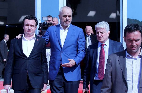 ÇFARË DO TË DISKUTOJNË RAMA DHE KURTI? Lideri i Vetëvendosjes zbulon detajet e para