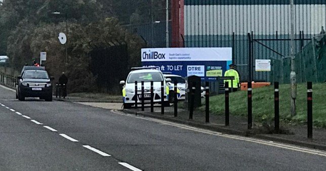 HORROR BRITANIN E MADHE/ Gjenden 39 të vdekur në Angli brenda një kamioni në Essex