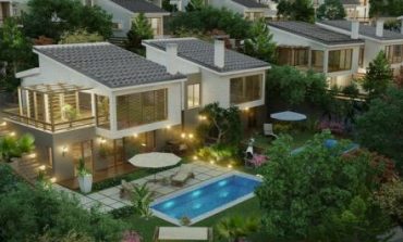 DALIN PAMJET/ Zbulohet shtëpia e re e Lulzim Bashës, braktis apartamentin për super vilën luksoze me pishinë