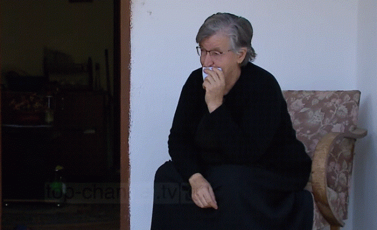 “AMAN MË ÇO NDONJË LEK”/ 5 fëmijë nga Pogradeci, në Siri, gjyshja 70-vjeçare apel me lot në sy: Mi ktheni në shtëpi (VIDEO)