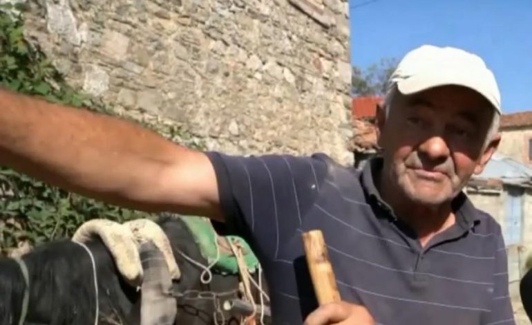 TRESNIKU/ Aty ku fshatarët i mirëpresin refugjatët: I çova me karrocë në ambulancë, u dhashë gjalpë të nxehtë (VIDEO)