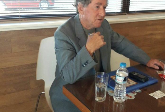 “ISHTE SHUMË TRIM DHE…”/ Demokrati 74-vjeçar që pret të diplomohet rrëfen bisedën me Azem Hajdarin: Më tha Berisha do të më “heqë qafe” (VIDEO)