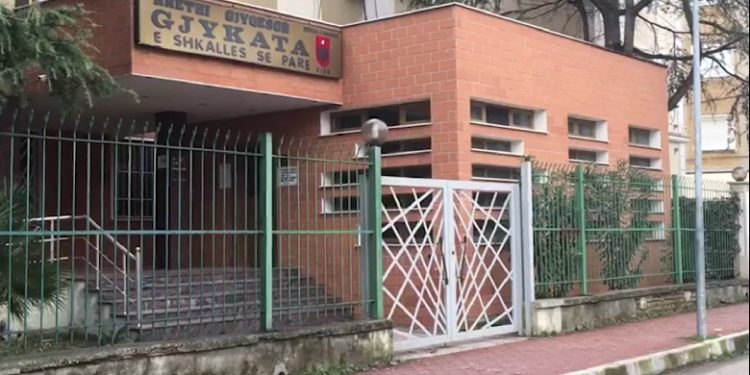 NUMRI I DENONCIMEVE NË RRITJE NË FIER/ Plot 288 raste dhune në familje për 2019-n