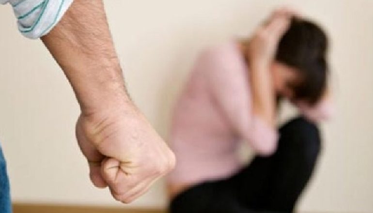 DHUNONTE BASHKËSHORTEN/ Arrestohet 35 vjeçari, mbante armë pa leje