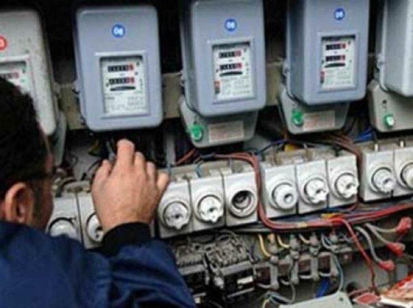 AKSIONI I OSHEE/ 8 abonentë kapen ‘mat’ duke vjedhur energjinë. Ja skema që përdornin