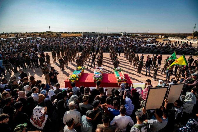 NGJARJA TRONDITËSE E POLITIKANES/ U përdhunua para se të vritej, mbahet funerali