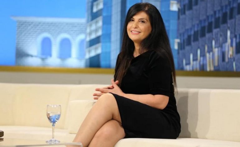 I MUNGON POLITIKA/ Jozefina Topalli kthehet pas në kohë dhe kujton momentin kur ka qenë deputete (FOTO)