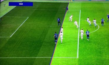 "SHPËRTHEJNË" POLEMIKAT NË ITALI/ VAR-i akordoi një gol nga pozicioni jashtë loje i Candrevas (VIDEO)