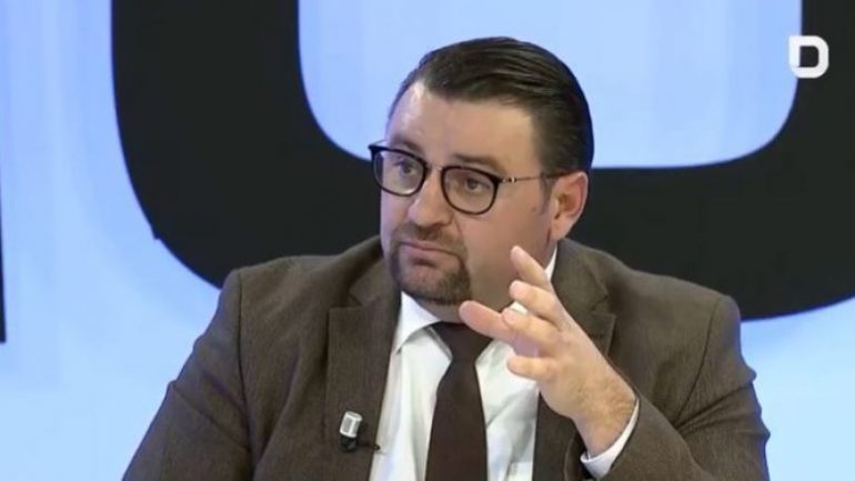 LISTA SERBE/ Zv/ministri i Kosovës: Nuk duhet të kthehet viti 1999