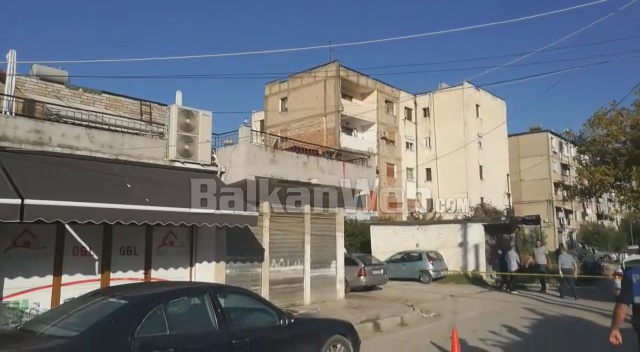 EKZEKUTIMI NË LUSHNJE/ Po pinte kafen e mëngjesit i vetëm, si u vra me breshëri plumbash… (FOTO+VIDEO)