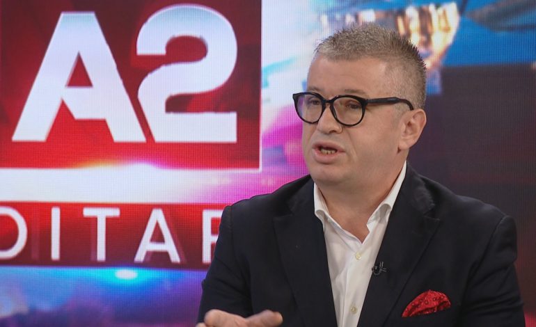 NGËRÇI PËR KUSHTETUESEN/ Peza: Presidenti po tenton të mbijetojë
