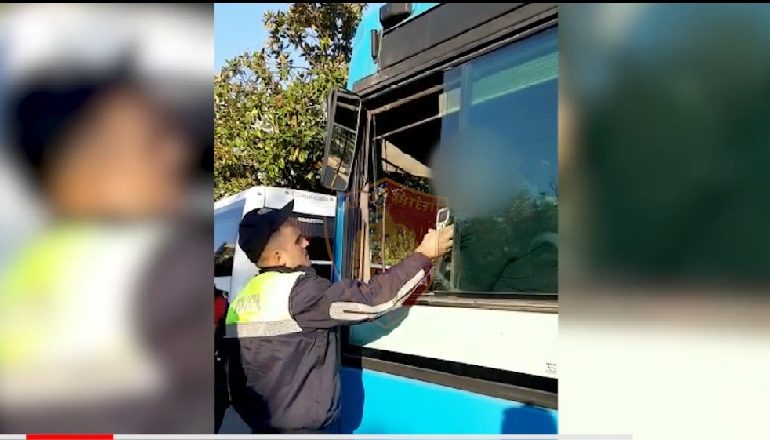 SHMANGET TRAGJEDIA NË TIRANË/ Shoferi i urbanit “tapë” në timon, rrezikoi jetën e 80 pasagjerëve