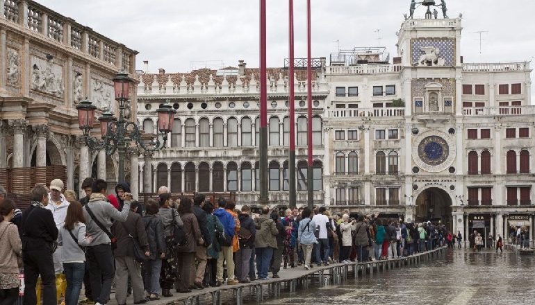 VENECIA/ Alarm i kuq nga përmbytja në Bazilikën e San Marco-s dhe në të tjera monumente (FOTO)