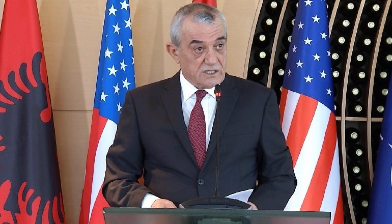 KONFUZIONI SJELL DËME! Ruçi kritikon sërish BE: Jemi në kryqëzimin e ndikimeve të huaja