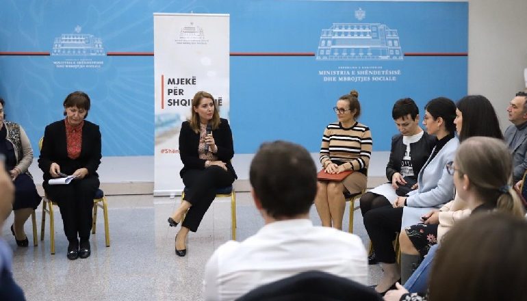 PORTALI “MJEKË PËR SHQIPËRINË”/ Manastirliu: Punësohen 58 mjekë në sistemin shëndetësor publik