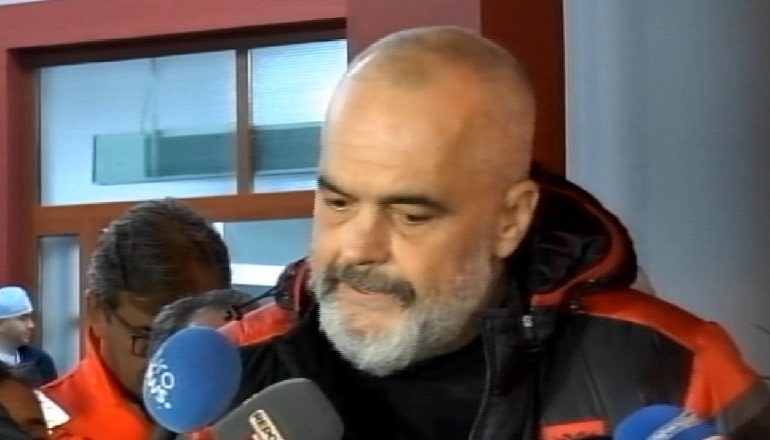 VIZITON TË PLAGOSURIT/ Rama: Ambasadat që u vunë në shënjestër, nejse… Jeta e shkurtër për të bërë gam-gam