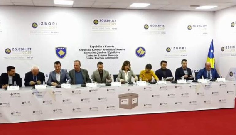 KQZ ÇERTIFIKON REZULTATET E ZGJEDHJEVE/ Kjo është renditja në përqindje dhe numri i vendeve në parlament sipas partive