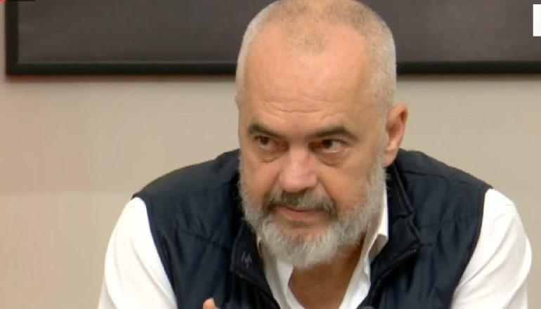 ASNJË FAMILJE NUK ËSHTË JASHTË/ Rama: Pas përcjelljes në banesën e fundit të viktimave, gati logjistika për strehimin