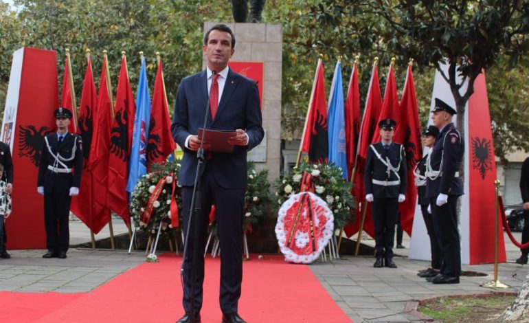 75 VJETORI I ÇLIRIMIT TË TIRANËS/ Veliaj akuza opozitës: Minorancë që po saboton Shqipërinë