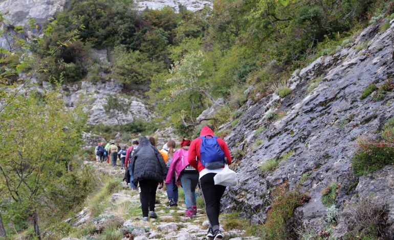 MALI I KRUJËS/ Destinacioni i vjeshtës për turistët