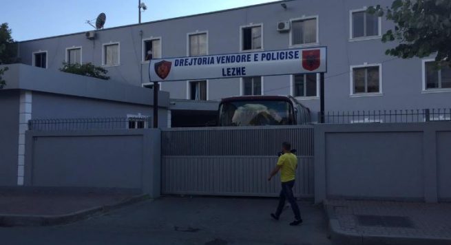 GJYKATA E LA NË SHTËPI/ Laçiani “surprizon” policinë kur i shkon për kontroll. Çfarë u zbulua, në dy muaj kishte …