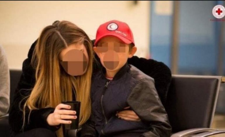 “UNË ISHA PRANË SAJ”/ Alvin tregon mes lotëve: Mamaja ime vdiq gjatë një bombardimi