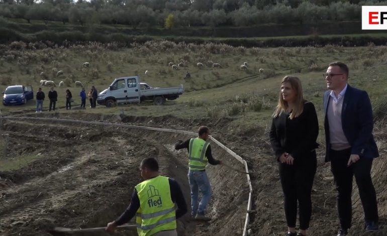 “PUSHTETI VENDOR NË PUNË”/ Rama publikon pamjet e kantierëve për zhvillimin rural në Urën Vajgurore. Qytetarët: S’e paskemi hedhur votën kot!