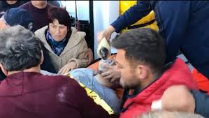 HUMBI 8 FAMILJARËT/ 17-vjeçari i vetëm i mbijetuar niset në Itali! Reuters: E shpëtoi lavatriçja