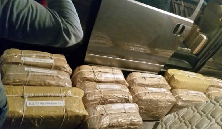 U ARRESTUAN NË ITALI/ Shqiptarët kapen me 9 pako kokainë