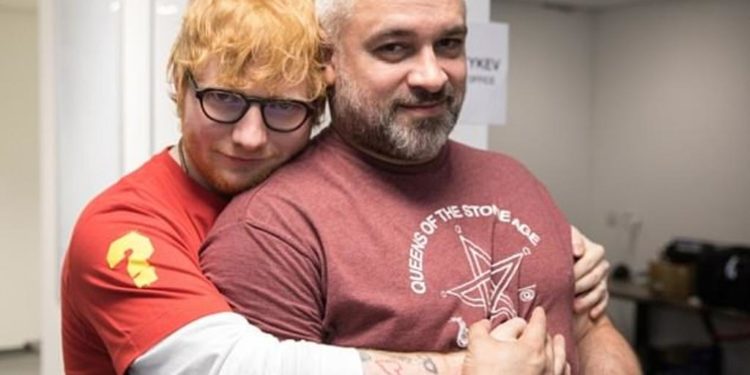 NDODH EDHE KJO/ Ish-punëtori i fabrikës së pulave fiton 30 milionë euro në vit falë Ed Sheeran