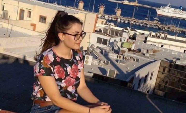 VRASJA E STUDENTES GREKE NGA SHQIPTARI/ Nëna e saj përlot: Më kanë çmendur. Po jetoj një vdekje të… (DETAJET)