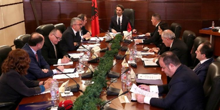 8 PROKURORËT E SPAK EMËROHEN TË HËNËN/ Shpallet edhe gara për drejtuesin e Prokurorisë Anti-Korrupsion