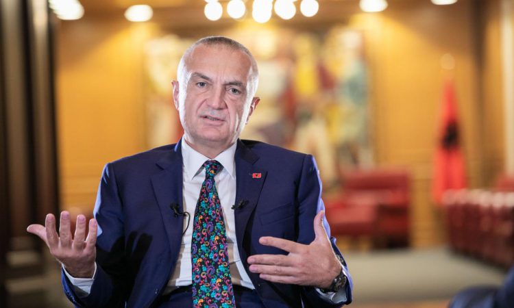 “SULMI I METËS NDAJ AMBASADORËVE TË HUAJ”/ Reagon ambasadorja franceze : Nuk njoh asnjë vagabond mes nesh! (VIDEO)