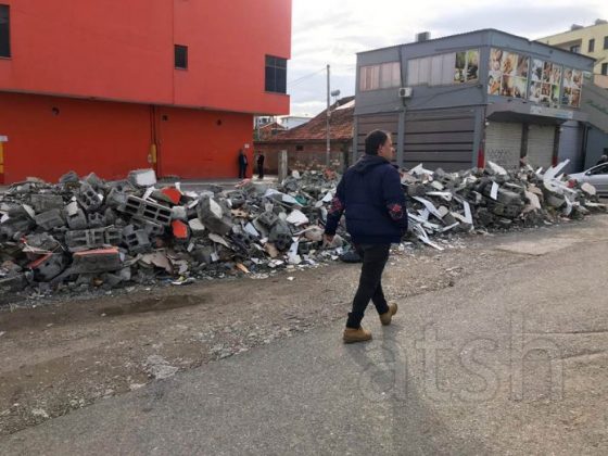 DËMSHPËRBLIMET PËR BANORËT E ASTIRIT/ Braçe: 1.2 milion dollarë për 8 objekte, gati 3.4 milionë dollarë të tjerë
