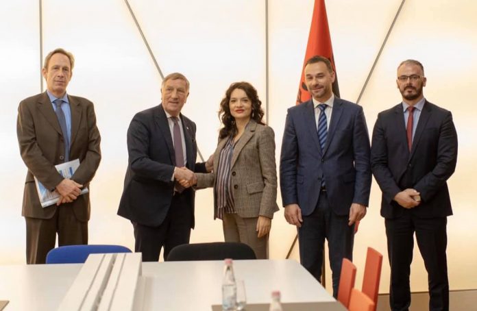 TAKIM ME DELEGACIONIN E ASAMBLESË PARLAMENTARE TË FRANKOFONISË/ Spiropali: Shqipëria rol më aktiv dhe bashkëpunim më të fortë