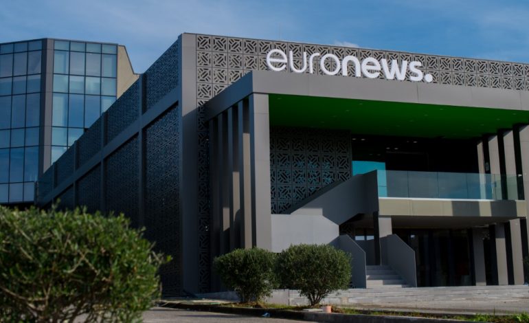 Nis transmetimin Euronews Albania, media më e re informative për shqiptarët në Ballkan