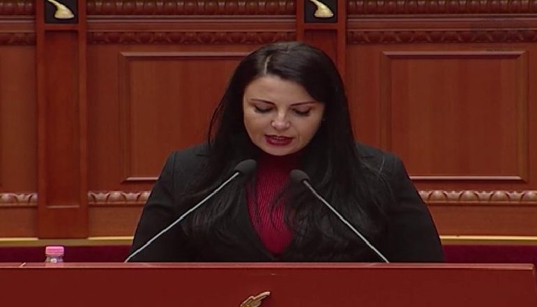 E PËRLOTUR NË FOLTOREN E KUVENDIT/ Balluku: Ishim në Durrës pa zbardhur dita! Njerëzit nga rrënojat i nxori Luani…