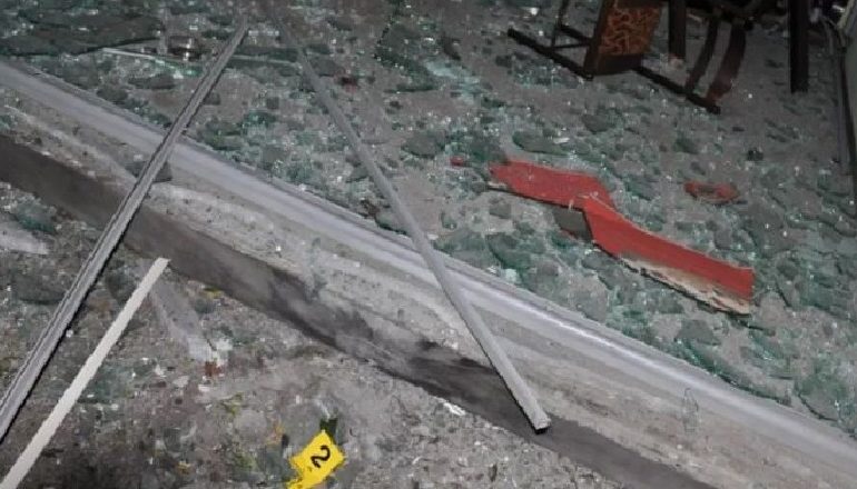 E FUNDIT/ I vihet tritoli gjatë natës një banese në Vlorë (EMRI)