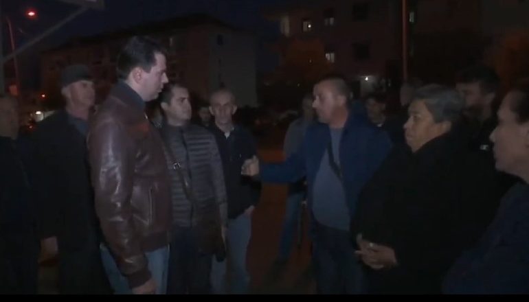“PASHË VDEKJE ME SY”! Banori në lot para Bashës: Plasi uji si vullkan, kalamajtë i kam te psikologu