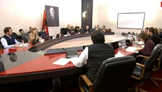 NDËRTIMET ABUZIVE/ Rama: Sot të gjithë ndërtuesit në Durrës të paraqiten për riparuar dëmet nga tërmeti