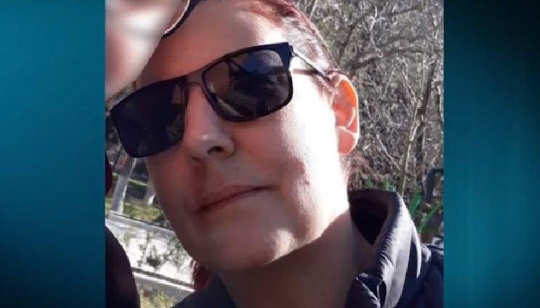GRISI DOSJET E GJYKATËS PËR TË NDRYSHUAR VENDIMIN/ Lihet në burg ish-sekretarja e Administratives në Vlorë