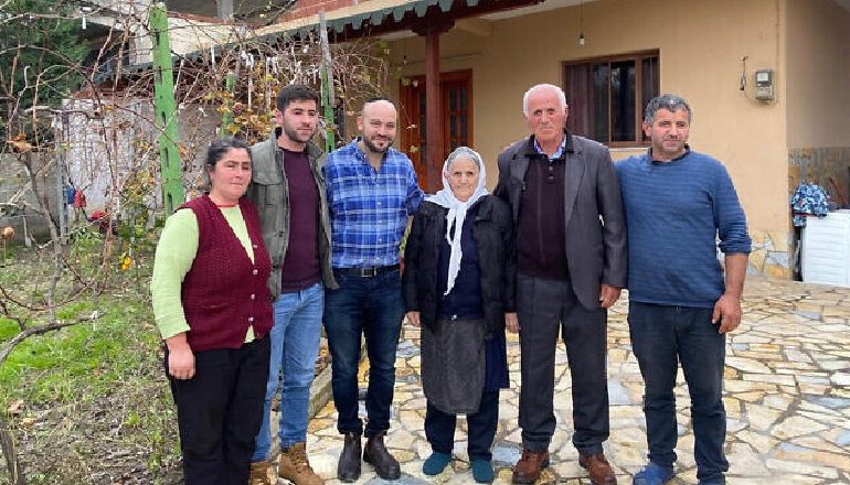 HISTORIA PREKËSE/ Shpëtoi 20 familje hebre gjatë Holokaustit, izraelitët i ndërtojnë shqiptarit që u shkatërrua nga tërmeti