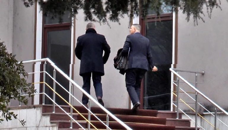 NIS “EPOKA” E RE E DREJTËSISË/ 8 prokurorët e SPAK betohen te Presidenti Meta